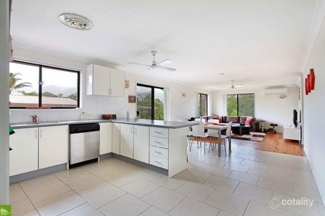 Property photo of 52 Ritchie Crescent Horsley NSW 2530