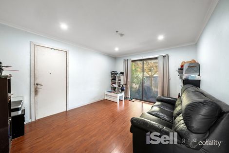 Property photo of 2 Piccadilly Crescent Keysborough VIC 3173