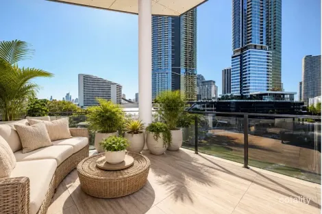 702/9 HOOKER BVD, BROADBEACH WATERS, QLD 4218