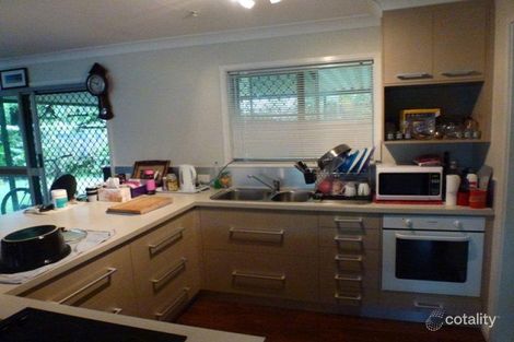 Property photo of 10 Wilcox Close Manoora QLD 4870