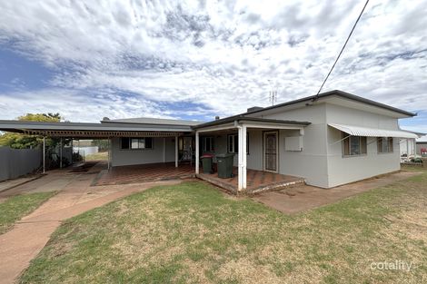 32 Bruce St S, Coolamon, NSW 2701