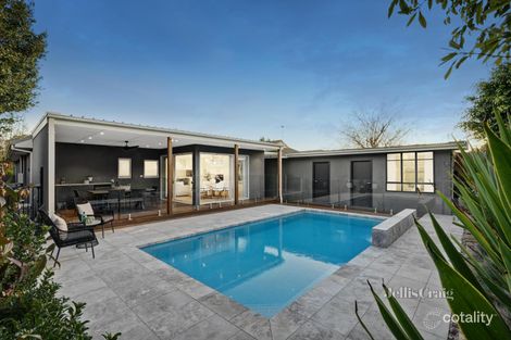 Property photo of 7 Tasman Road Bentleigh East VIC 3165