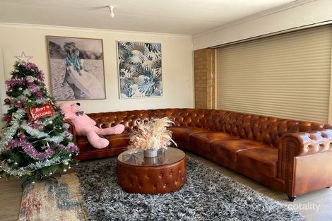 Property photo of 44 Andrew Road St Albans VIC 3021