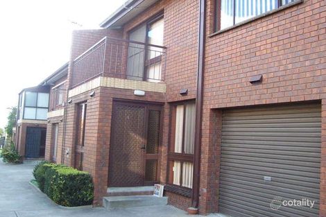 Property photo of 4/10 Hemmings Street Dandenong VIC 3175
