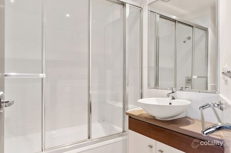 Property photo of 3/26 Lambert Road Indooroopilly QLD 4068