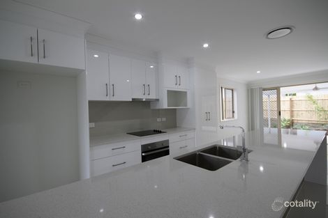 Property photo of 49 Hill Crescent Carina Heights QLD 4152
