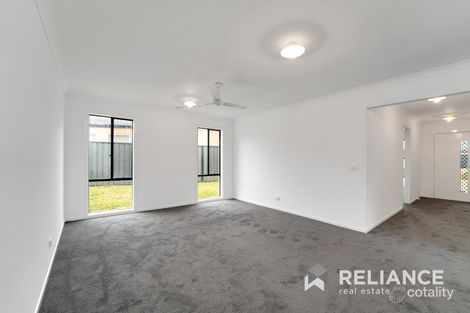 Property photo of 23 Sherrington Grange Derrimut VIC 3026