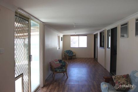 Property photo of 7 Callistemon Close Leeman WA 6514