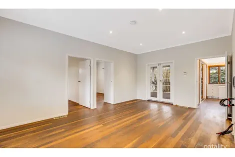 Property photo of 83 Mackenzie Street Mount Lofty QLD 4350