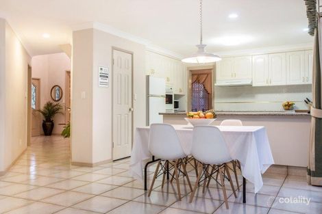 Property photo of 18 Halleys Crescent Bridgeman Downs QLD 4035