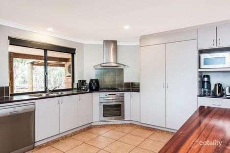 Property photo of 18 Kooyong Close Bullsbrook WA 6084