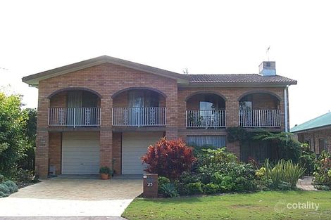 25 Coongarra Esp, Wurtulla, QLD 4575