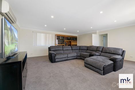 Property photo of 8 Thames Place Kearns NSW 2558