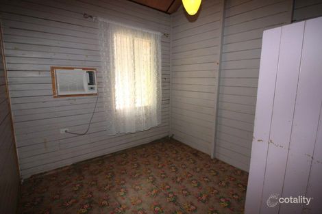 Property photo of 98 Hackett Terrace Richmond Hill QLD 4820