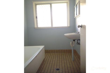 Property photo of 3 Simpson Court Rothwell QLD 4022