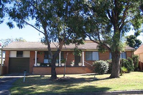 20 Marchant Cres, Mount Warrigal, NSW 2528