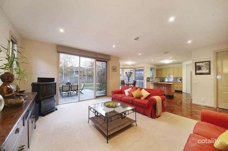 Property photo of 30 Jean Street McKinnon VIC 3204