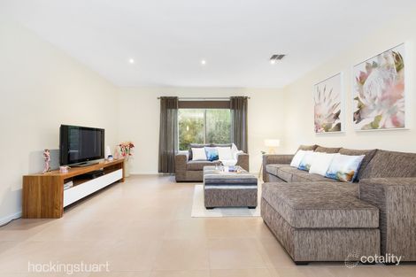 Property photo of 12 Windward Close Tarneit VIC 3029