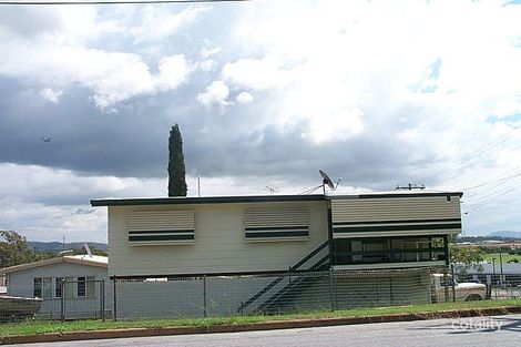 1 Tudman St, West Gladstone, QLD 4680