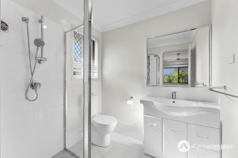 Property photo of 31 Marl Crescent Yarrabilba QLD 4207