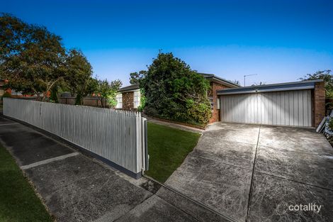 Property photo of 12 Mildura Crescent Endeavour Hills VIC 3802