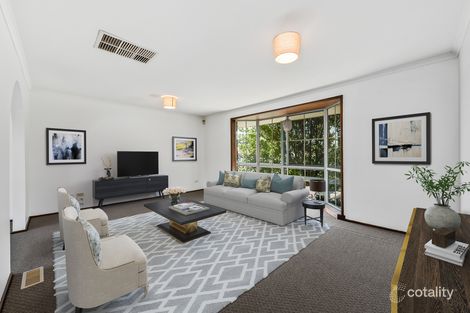 Property photo of 12 Mildura Crescent Endeavour Hills VIC 3802