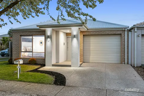 Property photo of 37 Caspian Circuit Point Cook VIC 3030