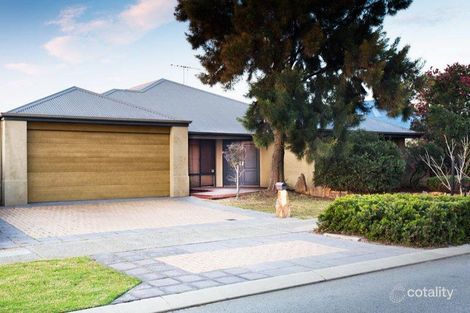 8 Avalon Way, Hammond Park, WA 6164