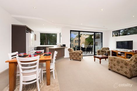 Property photo of 2/26 Lambert Road Indooroopilly QLD 4068