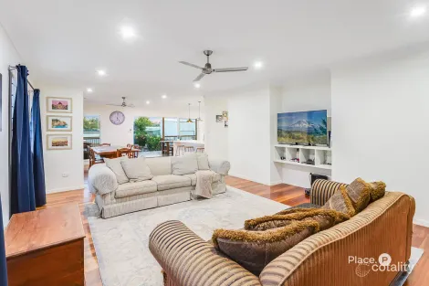 Property photo of 22 Long Street Clontarf QLD 4019