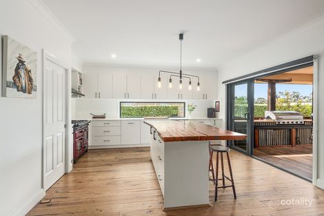 Property photo of 10 Ritchie Road Willow Vale NSW 2575