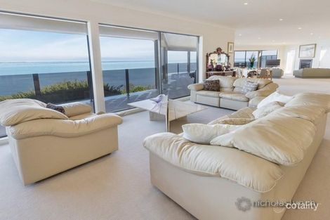 Property photo of 7 Kelburn Court Somers VIC 3927