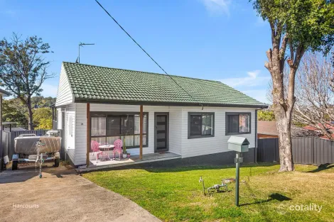 81 Burke Rd, Dapto, NSW 2530