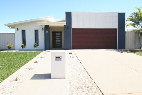 Property photo of 5 Lauren Drive Emerald QLD 4720