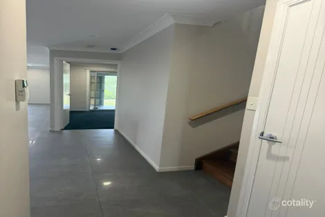 Property photo of 19 Skyline Drive Norman Gardens QLD 4701