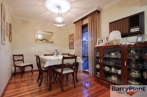 Property photo of 14 Larool Crescent Seaford VIC 3198