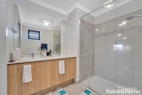 Property photo of 4 Magellan Crescent Werribee VIC 3030