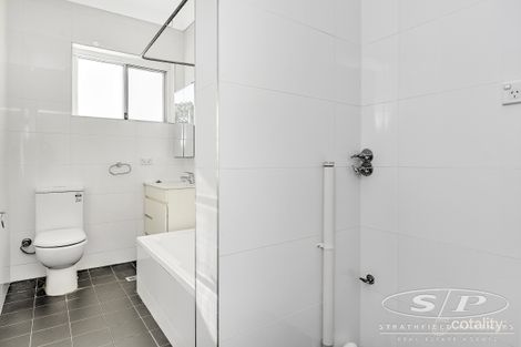 Property photo of 4/2 Hampstead Road Homebush West NSW 2140