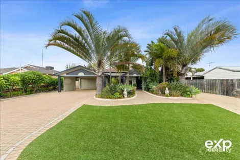 3 Castilloa Ct, Halls Head, WA 6210