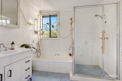 Property photo of 5 Bundarra Place Dapto NSW 2530
