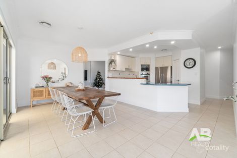 Property photo of 6 Salmond Turn Wanneroo WA 6065