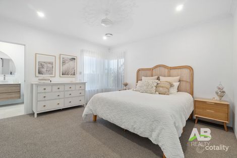 Property photo of 6 Salmond Turn Wanneroo WA 6065