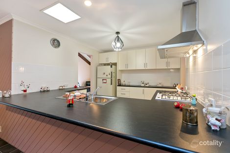 Property photo of 4 Weeroona Avenue Port Noarlunga South SA 5167