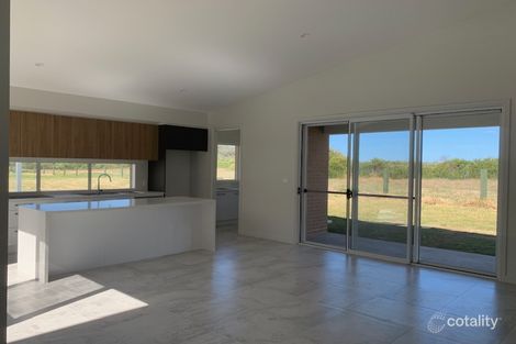 Property photo of 37 Oceanview Way Tomakin NSW 2537