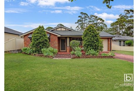 Property photo of 4 Bancroft Close Blue Haven NSW 2262