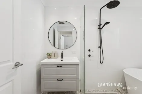 Property photo of 6 Meadow Lane Parkerville WA 6081