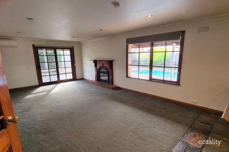 Property photo of 10 Hazelwood Crescent Leopold VIC 3224