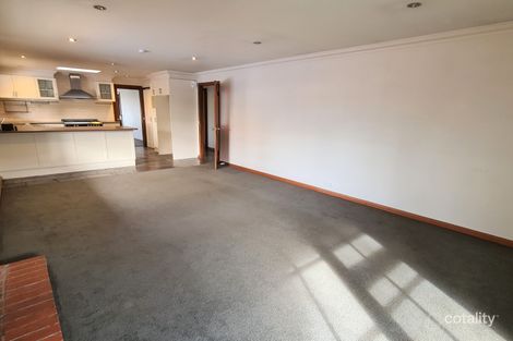 Property photo of 10 Hazelwood Crescent Leopold VIC 3224