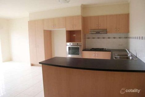 Property photo of 10 Conder Place Caroline Springs VIC 3023
