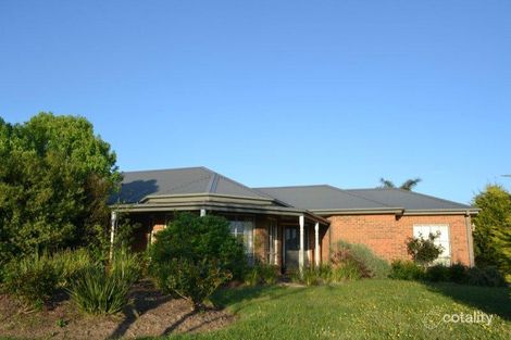 Property photo of 7 Serenity Way Mornington VIC 3931